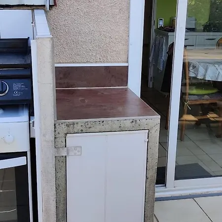 Vila Avec Piscine Et Terrasse Au Calme *