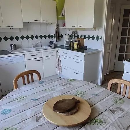 Avec Piscine Et Terrasse Au Calme *