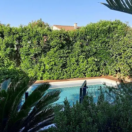 Avec Piscine Et Terrasse Au Calme
