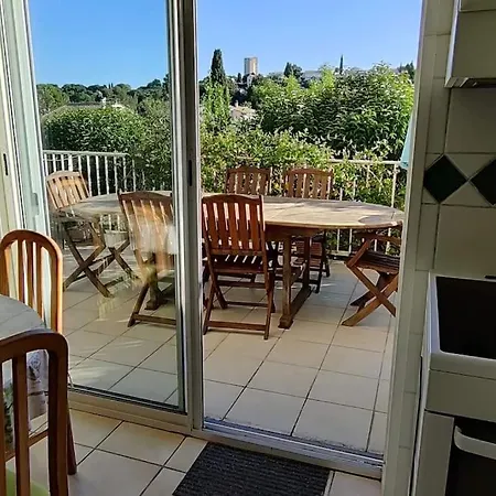 Avec Piscine Et Terrasse Au Calme Vila *