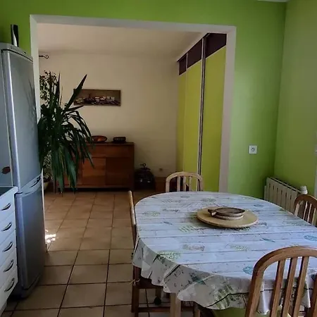 Vila Avec Piscine Et Terrasse Au Calme *