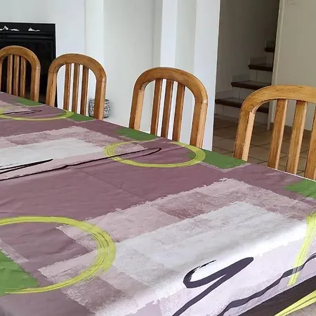 Avec Piscine Et Terrasse Au Calme *